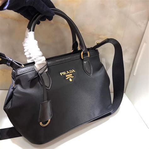 precio de bolso prada|bolsos Prada outlet.